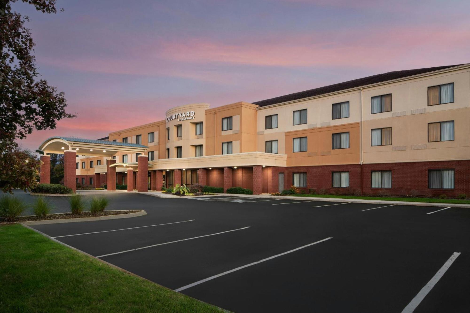 Courtyard By Marriott Knoxville Airport Алкоа Екстер'єр фото